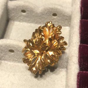 Vintage golden botanical ring